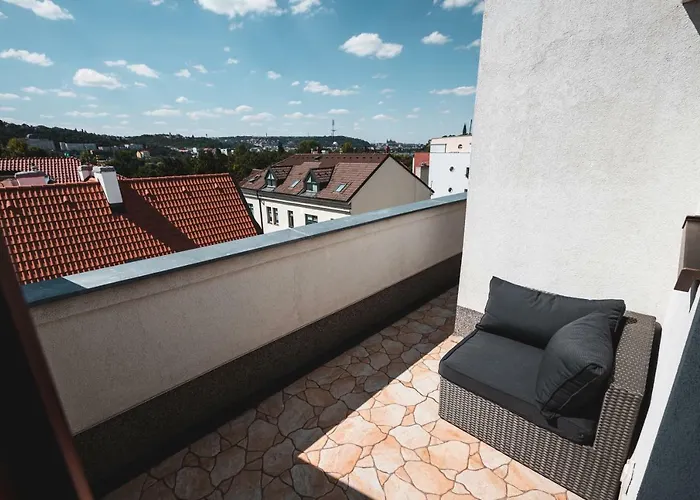 Point Flat, Beautiful View From Terrace To Castle